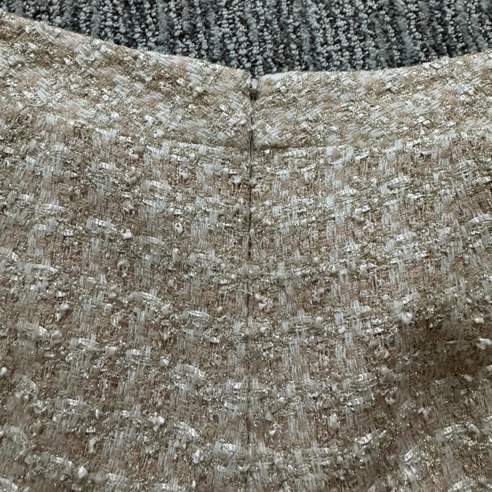 L’Agence Gold Tweed Shorts - Picture 3 of 6